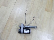 Moteur d'inclinaison pour